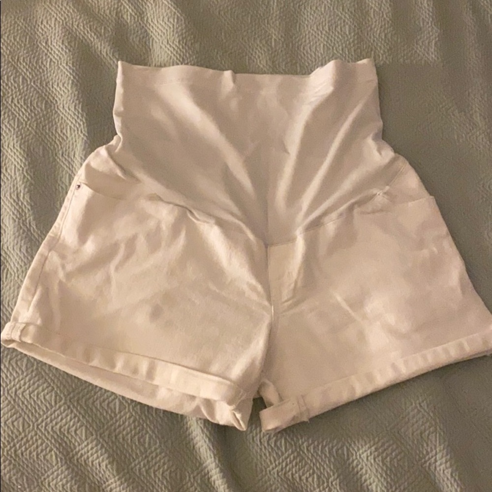 Maternity Shorts - white - size M (8-10)